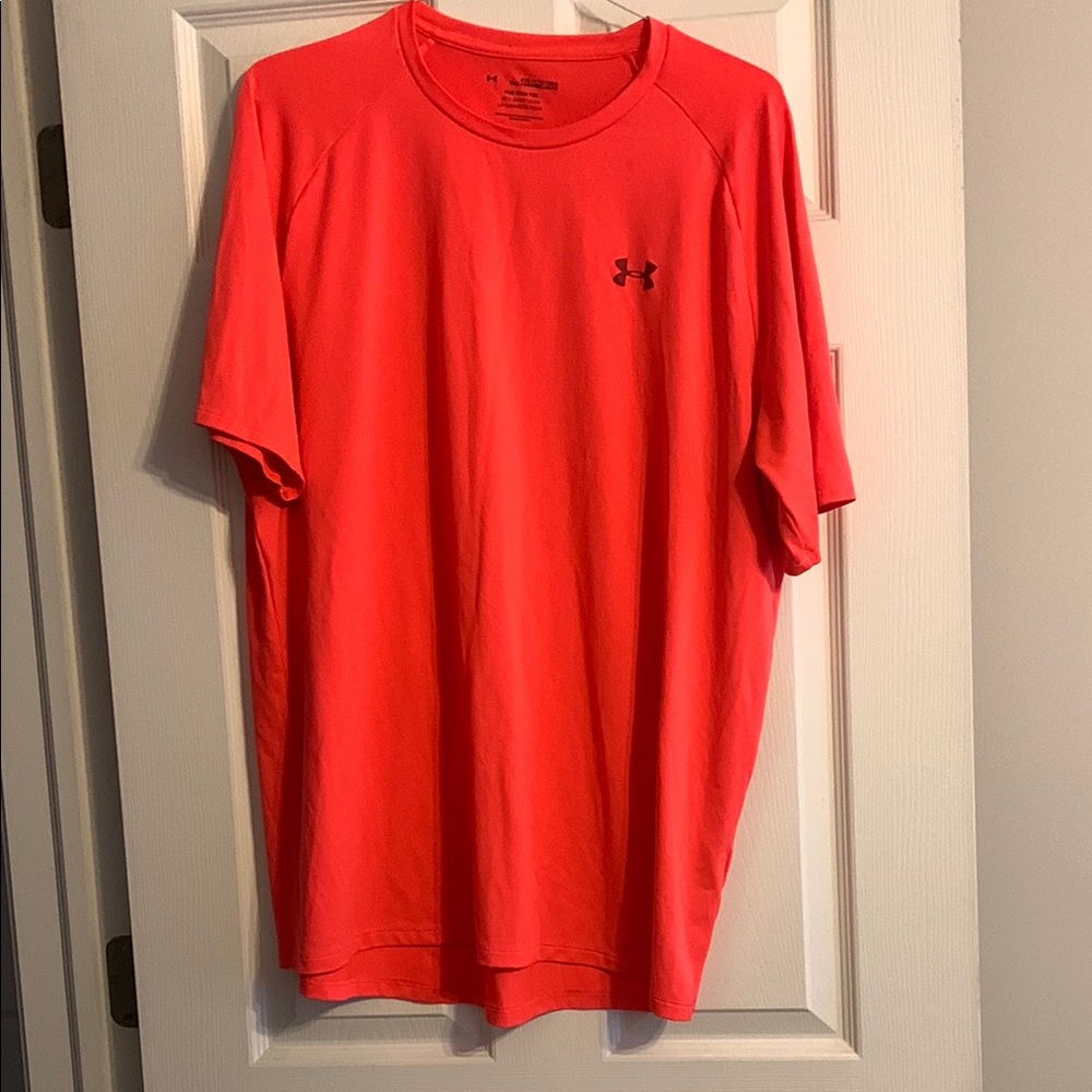 Under Armour Red Short Sleeve Tee Classic Crew